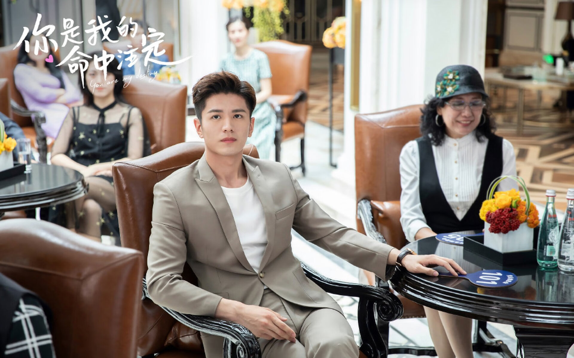 熊猫直播-赛场高光瞬间引发热议，王者荣耀比赛高光时刻